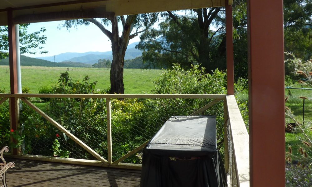 Verandah side